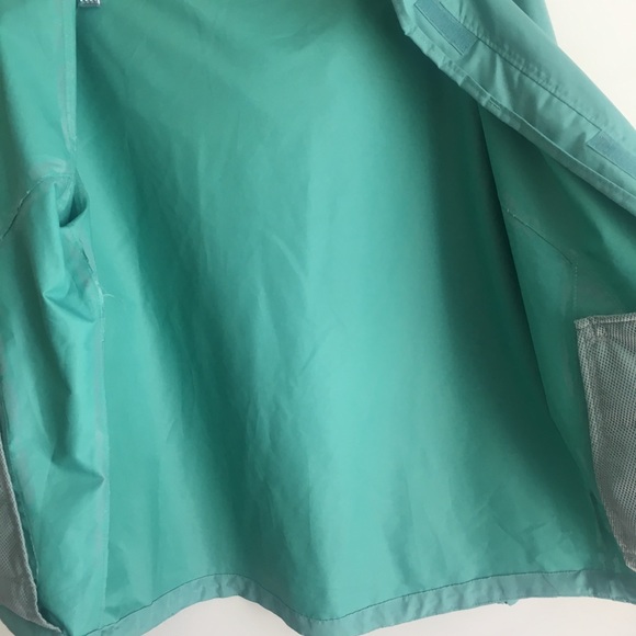 Woolrich Raincoat Hooded Jacket Medium - Picture 6 of 8